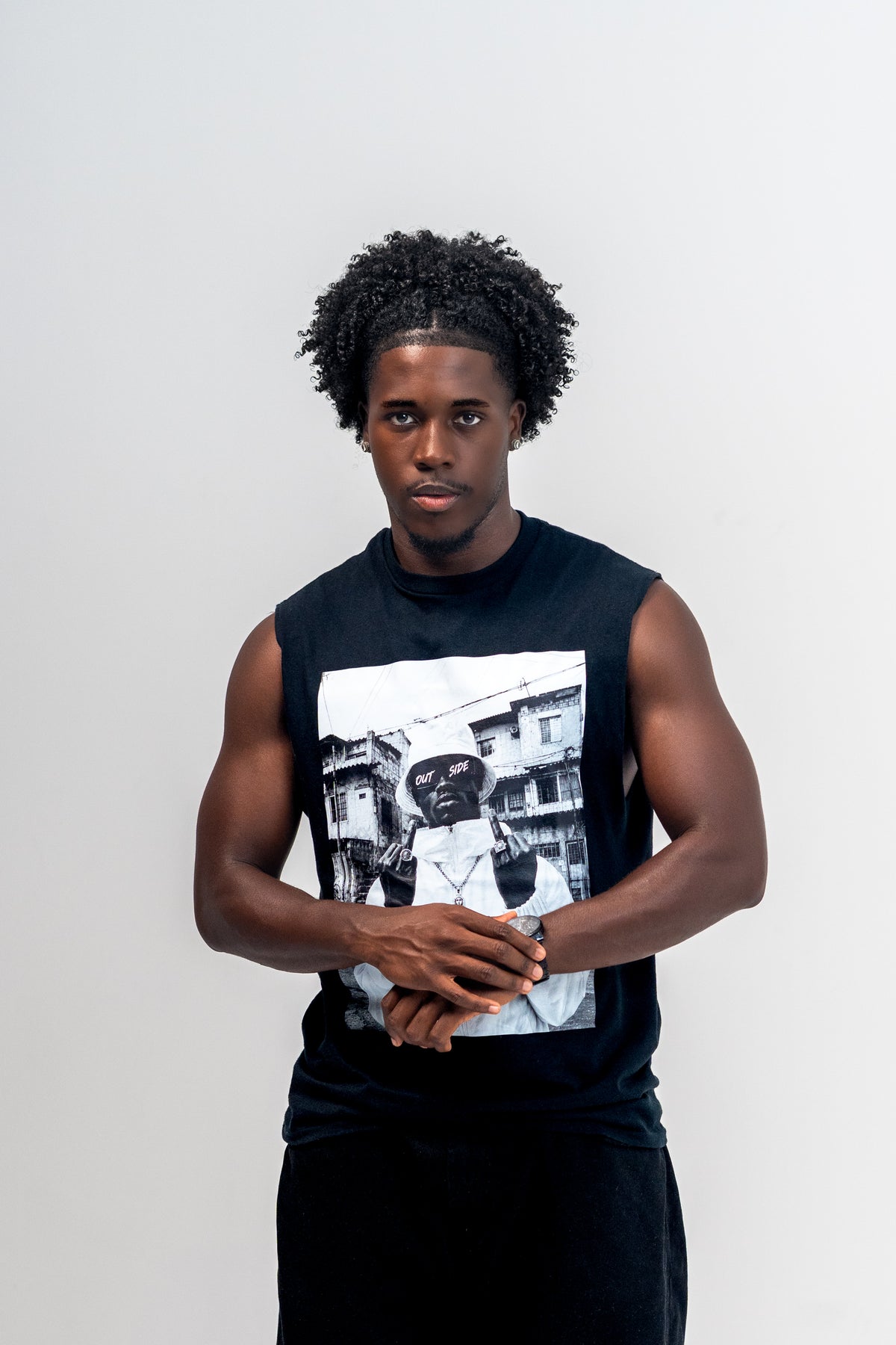 Sleevless Tee